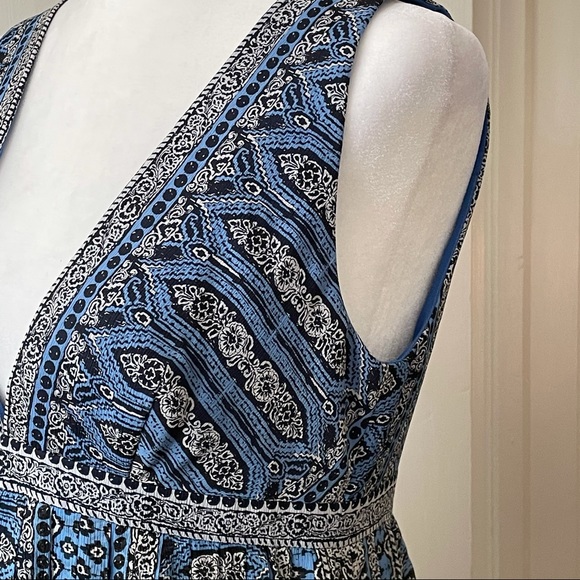 🌸7.  J.Crew silk size 4 silk 
Designer collection - Picture 4 of 11